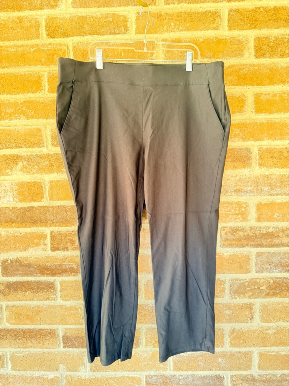 Simply Vera Vera Wang Black Capri Pants